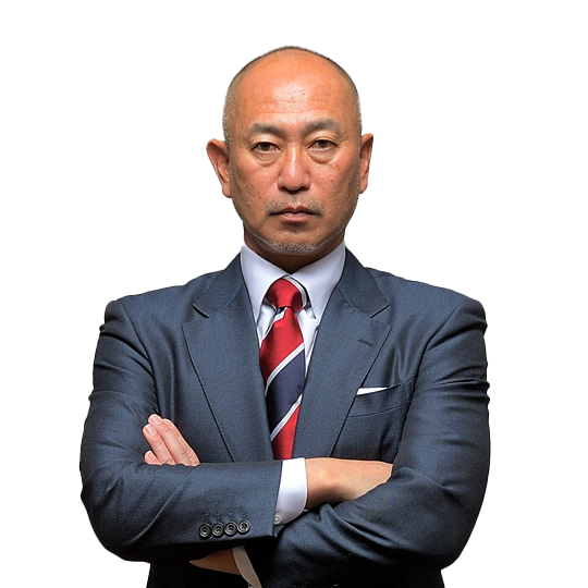 安達 亮